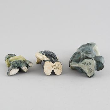 Three stoneware figurines by Åke Holm and Carla Holm, signed, 20th century.