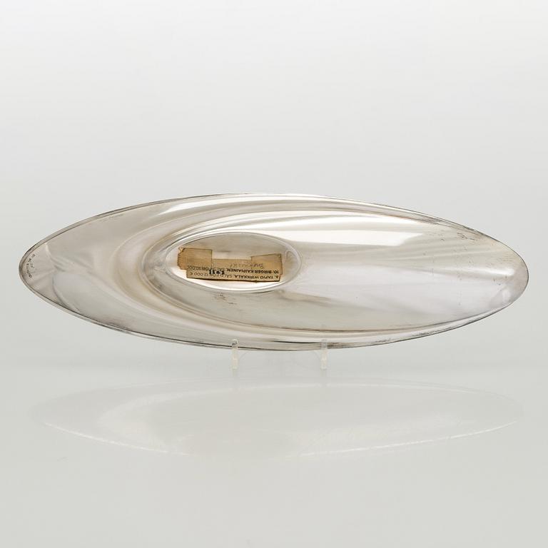 Tapio Wirkkala, hopeaa, TW114, leimattu TW, Hopeakeskus, Hämeenlinna 1966. Malli muotoiltu 1956.