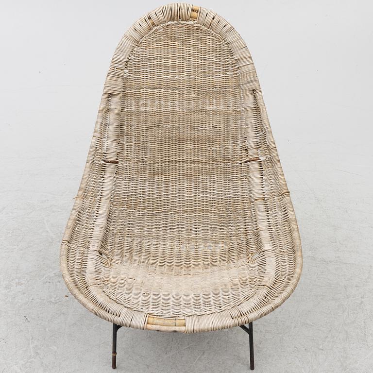 Kerstin Hörlin-Holmquist, An armchair, "Stora Kraal", designed for Nordiska Kompaniet's Triva series in 1952.