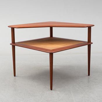 PETER HVIDT & ORLA MØLGAARD NIELSEN, "Minerva" soffbord.