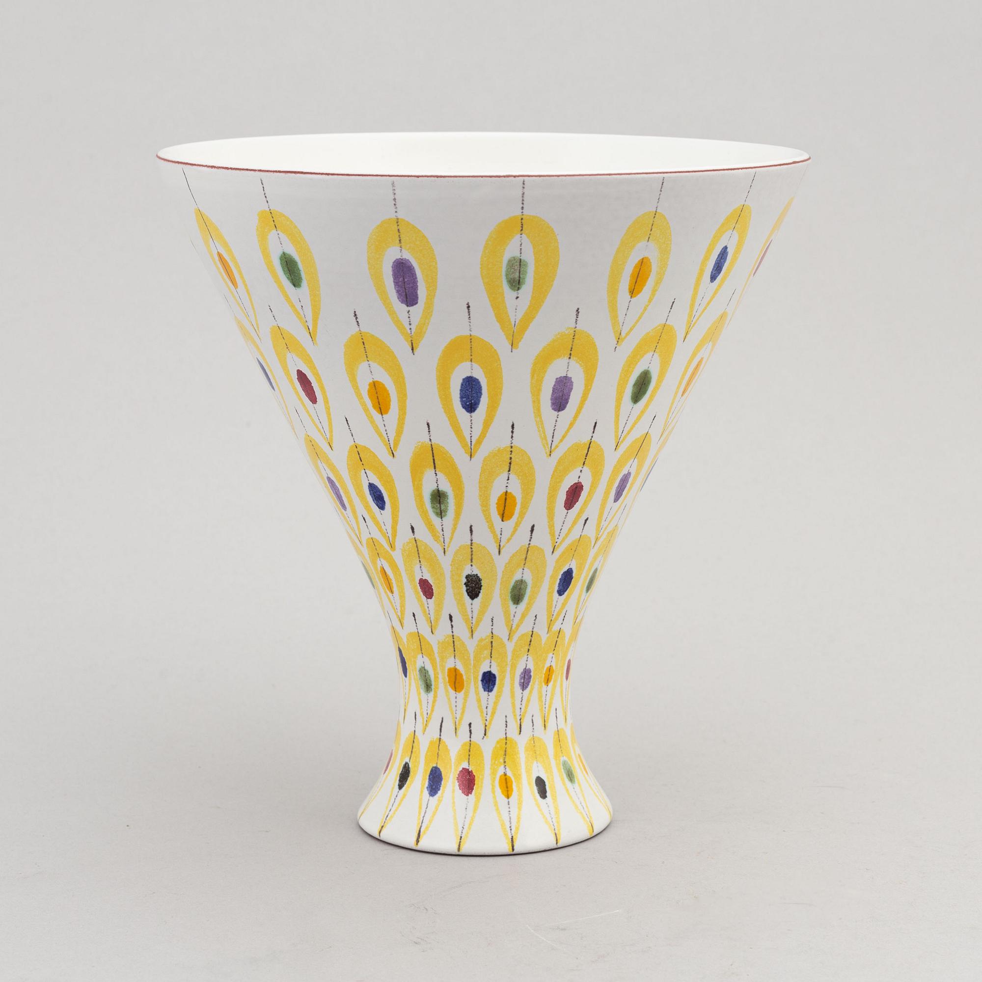 Stig Lindberg, an earthenware vase, Gustavsbergs studio.