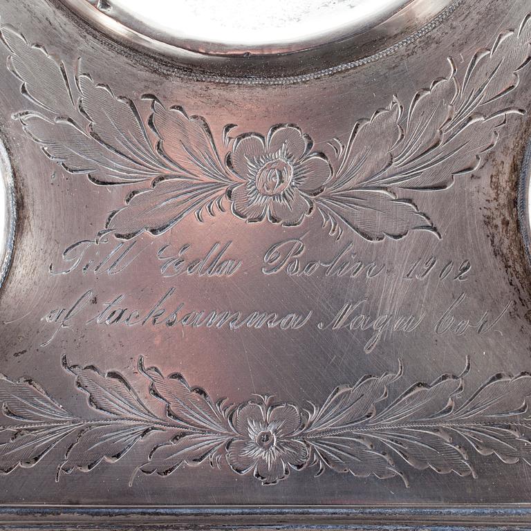 SKRIVBORDSSTÄLL, silver, Johan Alfred Appelgren, Åbo 1901, bläckpenna, silver 1931. Vikt tot. 340 g.