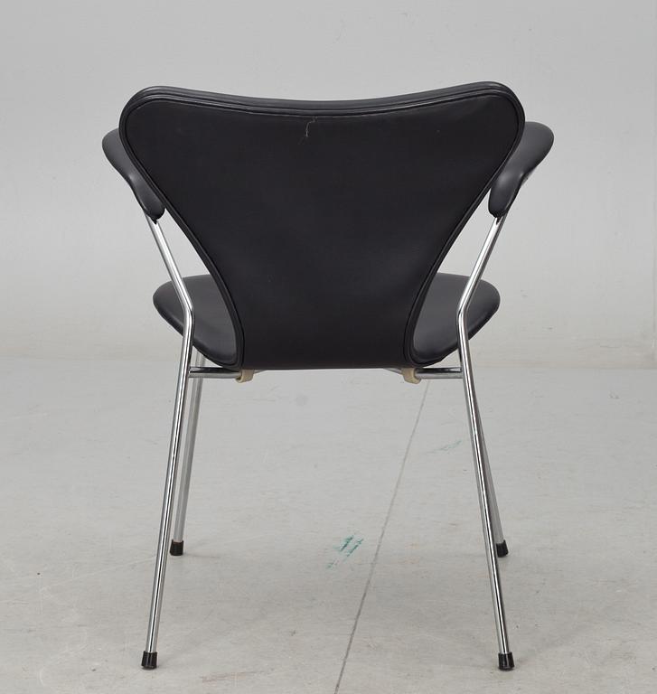 KARMSTOL, "Sjuan", Arne Jacobsen, Fritz Hansen.