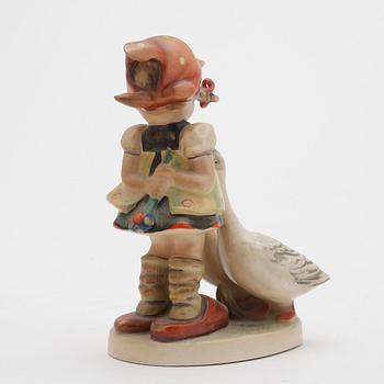 FIGURINER, 5 st, porslin, MJ Hummel, Goebel, 1900-tal.