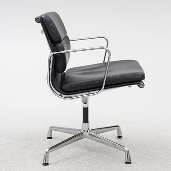 Charles & Ray Eames, kontorsstol, "EA208 Soft Pad Chair", Vitra, 2010-tal.
