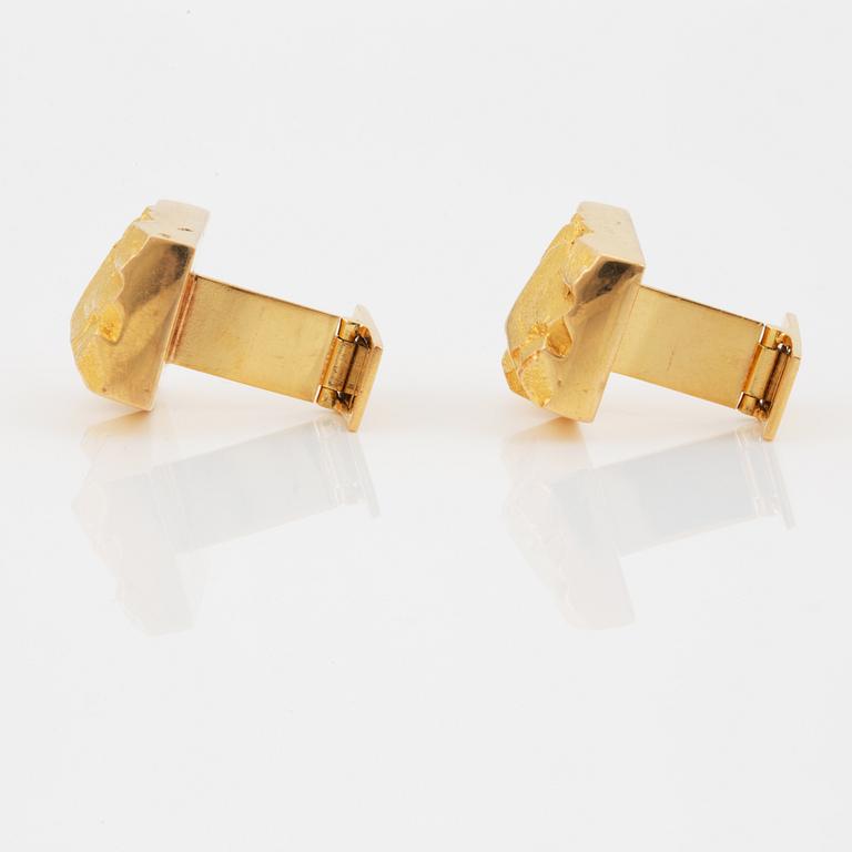 A pair of Björn Weckström 18K gold cufflinks.