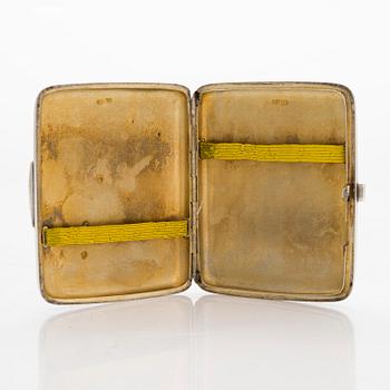 A late 1880s silver cigarette case, maker's mark of Peter Silventoinen, Saint Petersburg.