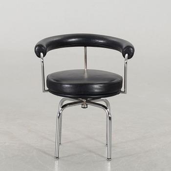 LE CORBUSIER, snurrfåtölj "LC7" Cassina 1900-talets senare del.