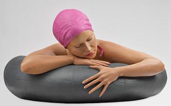 Carole A. Feuerman, "Survival of Serena".