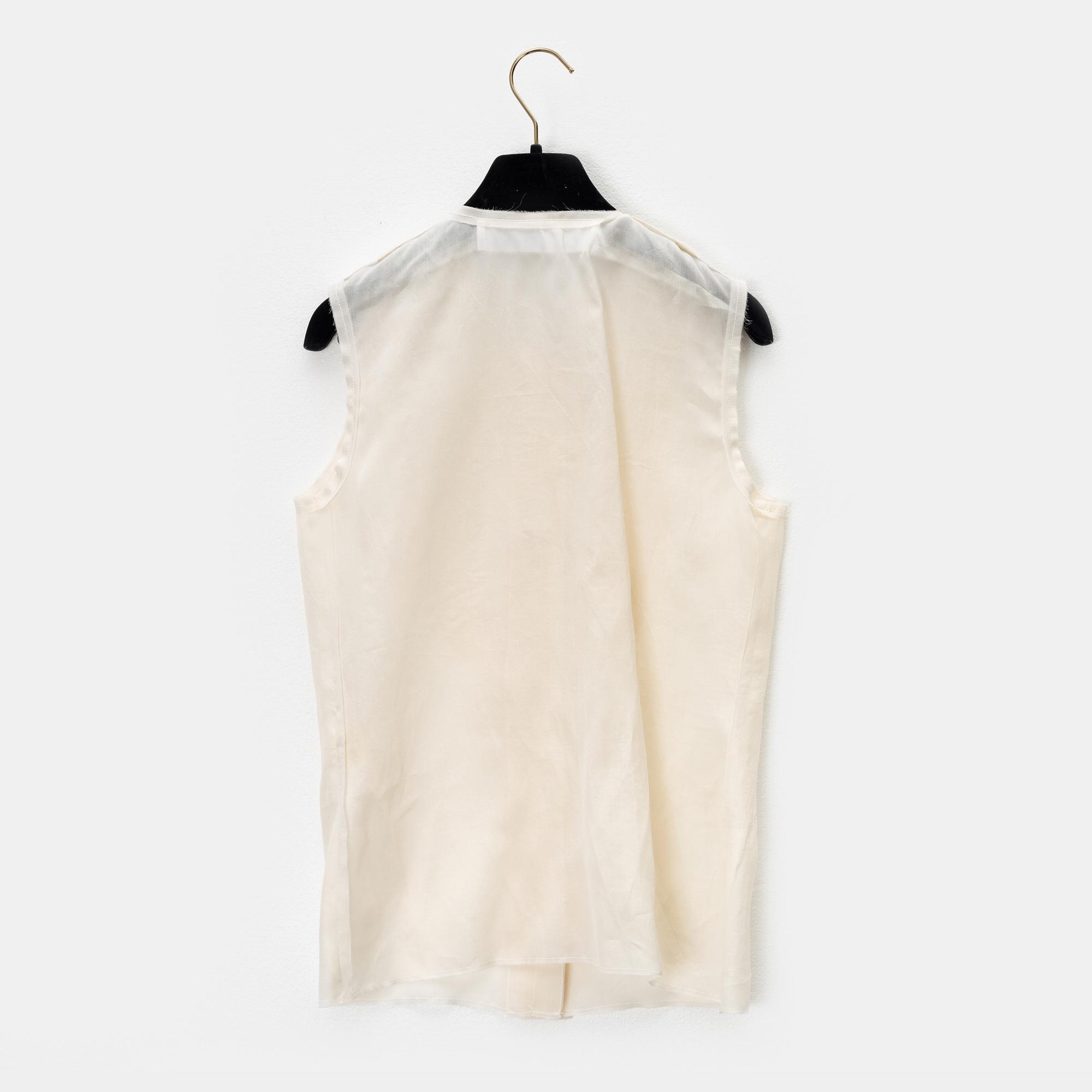 Lanvin, A silk top, size 36.