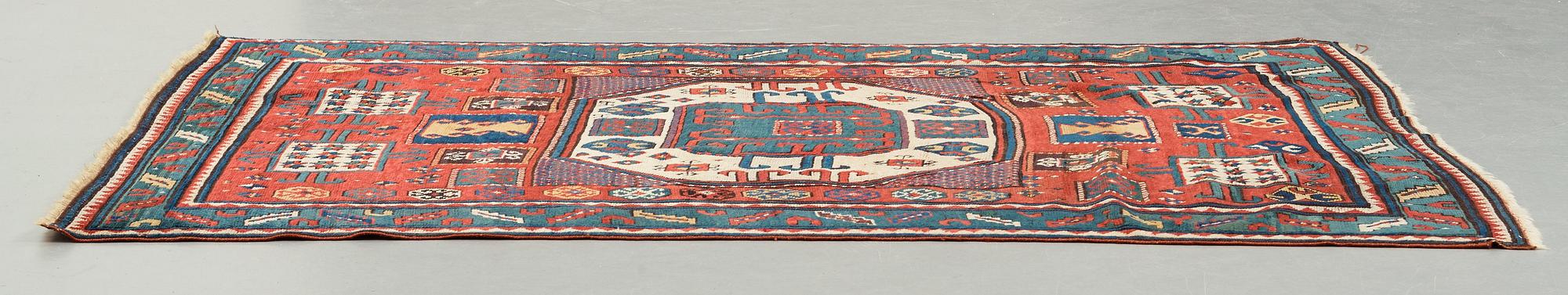 MATTA, antik Karachop Kazak, ca 213 x 166 cm.