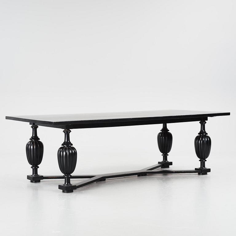 Gunnar Asplund, a dining table, for the staffroom at Karlshamn Secondary School, Sweden, ca 1912-1918.