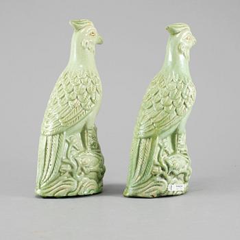DEKORELEMENT, ett par, lergods, Kina, troligen Tongzhi (1862-1874).