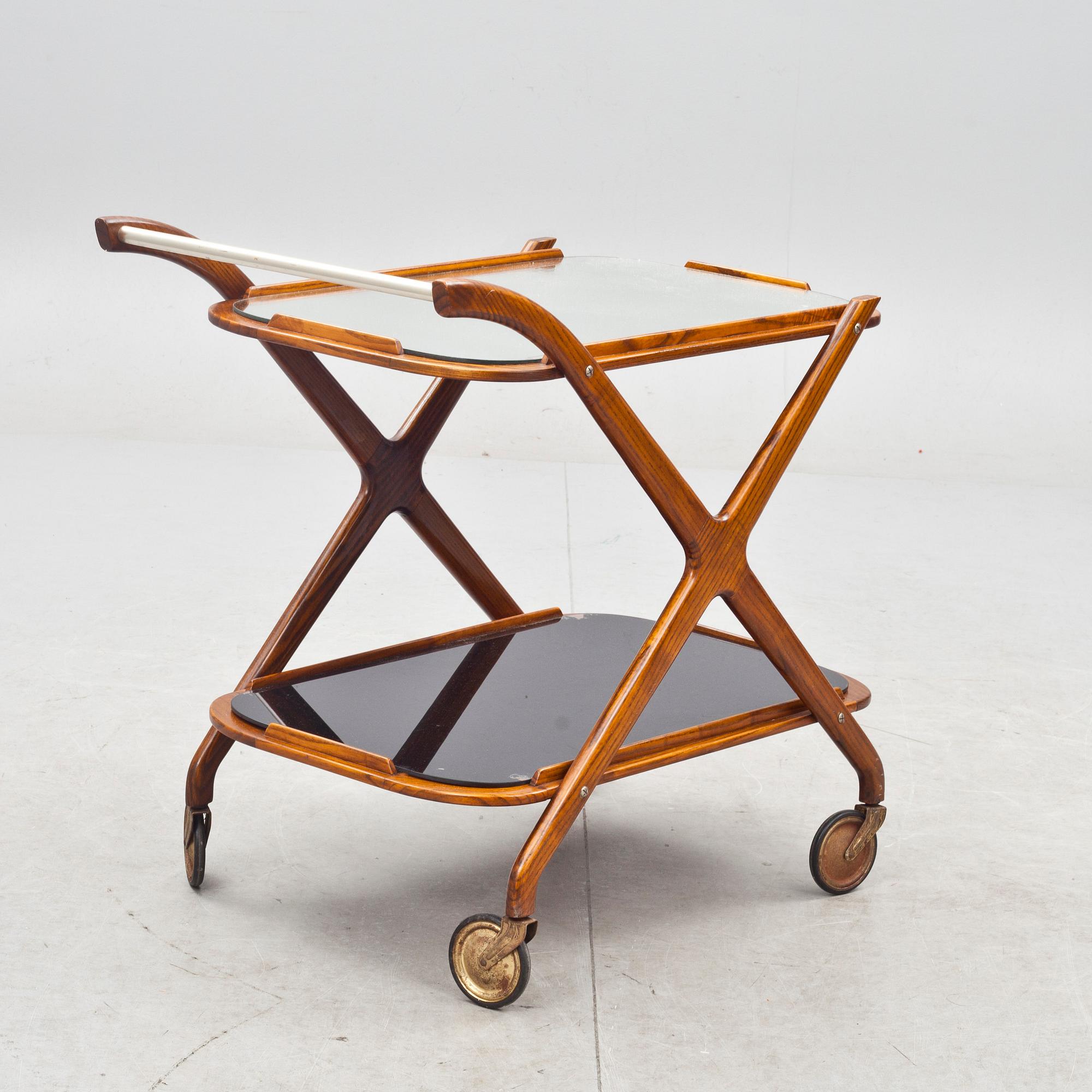 SERVERINGSVAGN, 1960-tal.