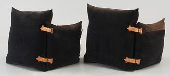 FÅTÖLJER, ett par, 1900-talets andra hälft.