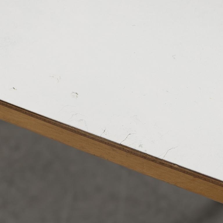 Bruno Mathsson & Piet Hein, dining table, "Superellipse", Mathsson International, 2009.