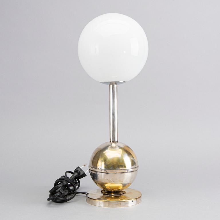 a Swedish Grace table lamp from the 1920's/30's.