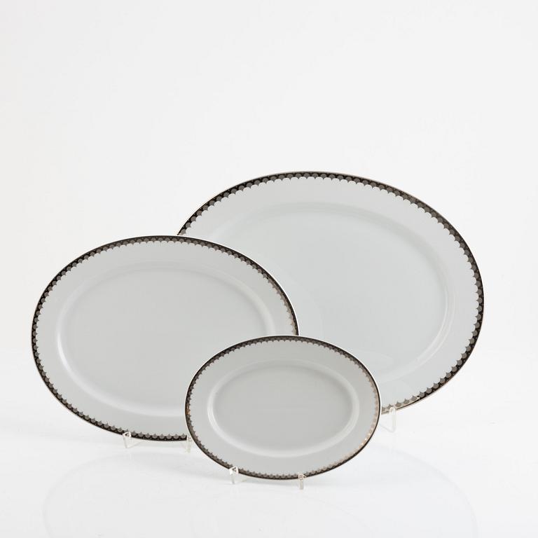 Sigvard Bernadotte, a 26 piece "Marianne" porcelain dinner service, Christineholm, Sweden.