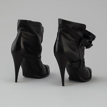 GIVENCHY, skor, storlek 39.