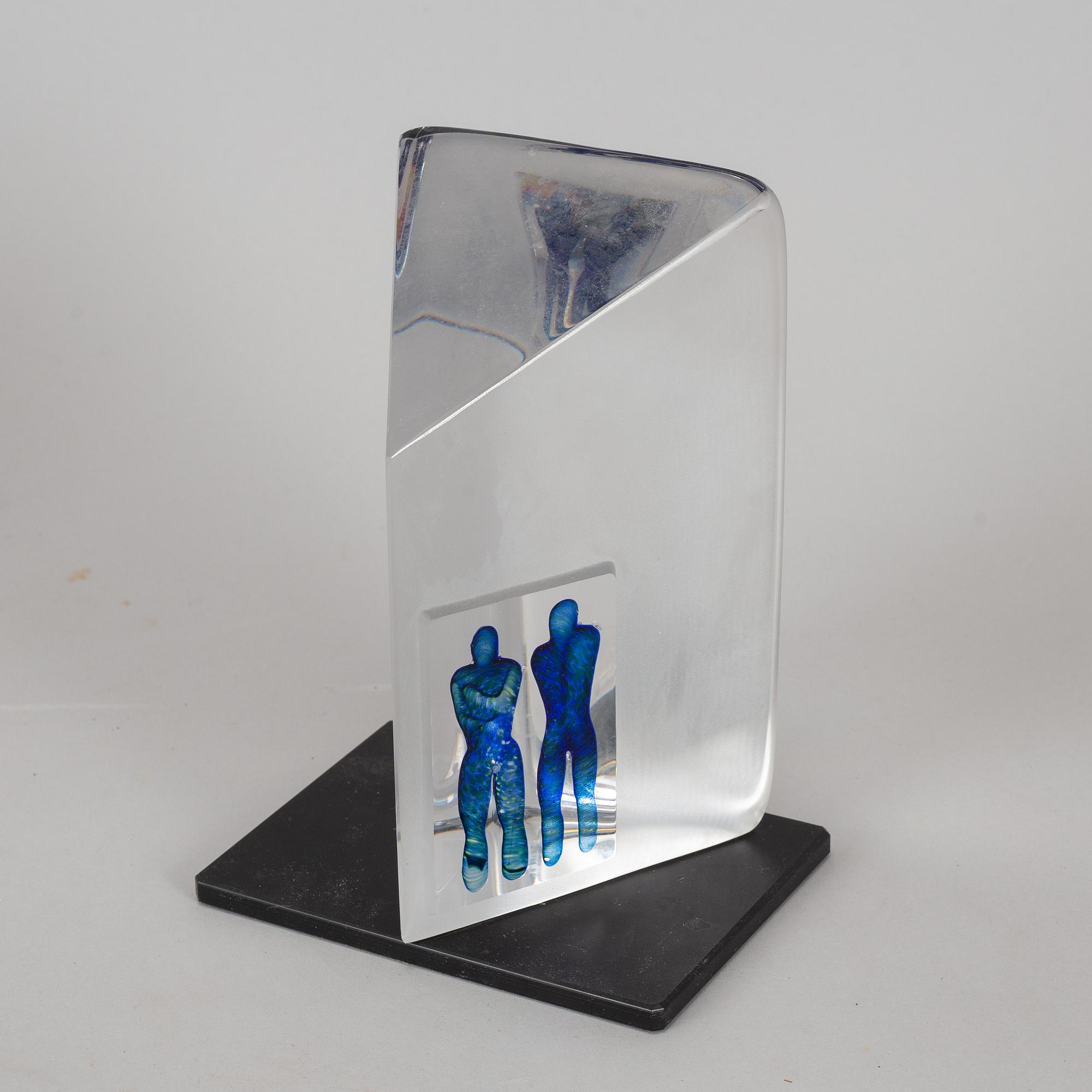 BERTIL VALLIEN, a glass sculpture, signed.