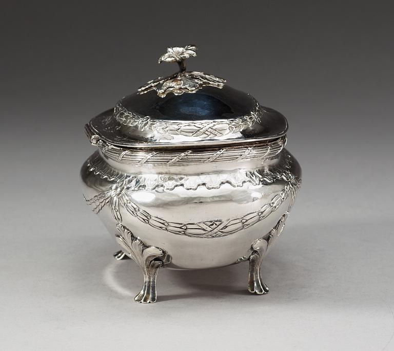 A Swedish 18th century silver sugar-casket, makers mark of Daniel Lundström, Stockholm 1775.