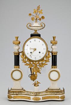 BORDSPENDYL, Louis XVI, Courvoisier à paris, Frankrike, 1700-talets andra hälft.