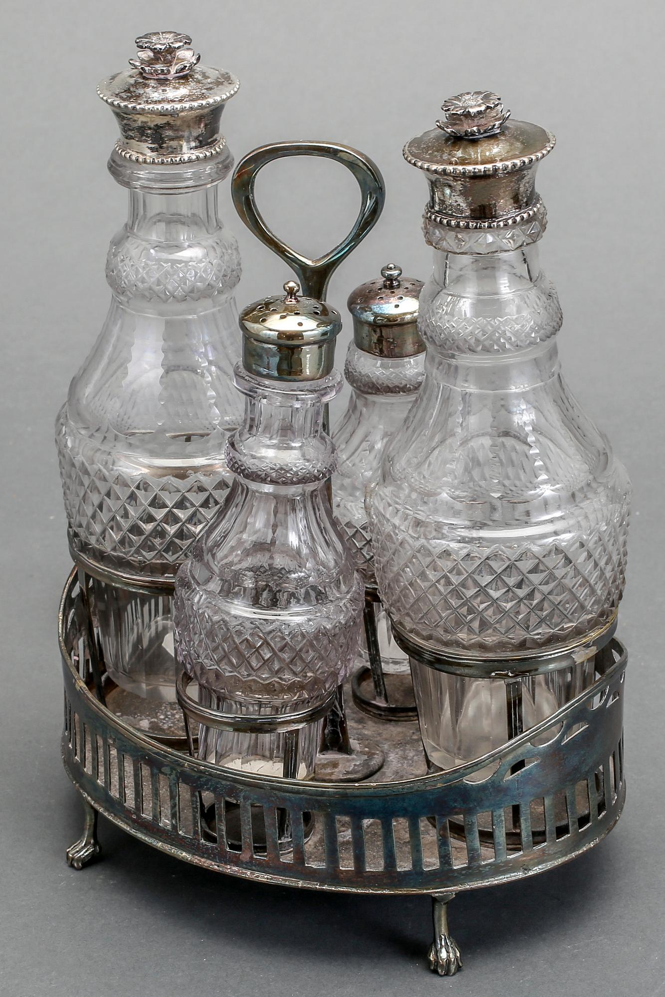 BORDSSURTOUT, silver och nysilver, otydliga stämplar, 1800-tal.