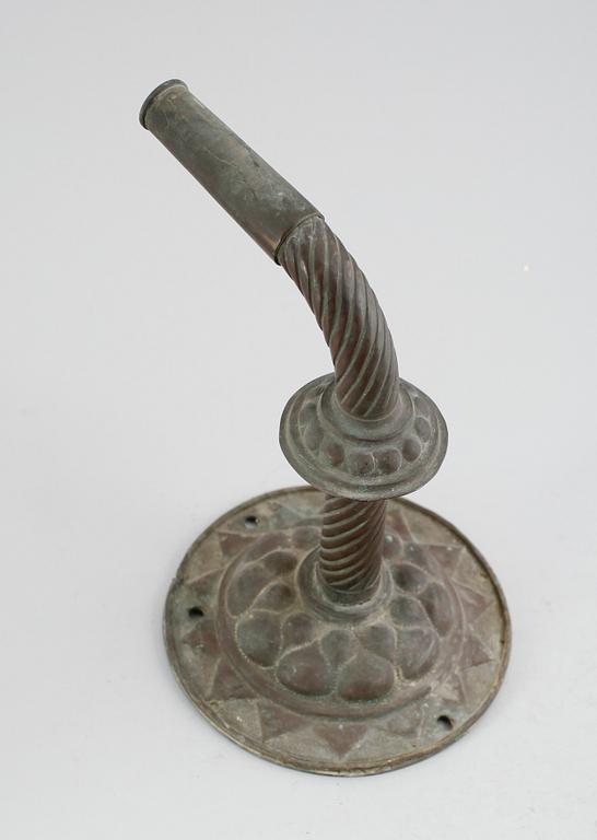 VÄGGLAMPETT, brons, barock, 1700-tal.