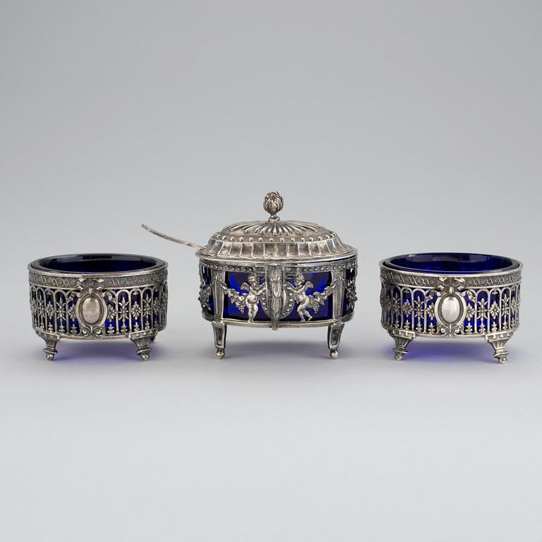 SENAPSKAR samt ett par SALTKAR, silver, Fray Fils, sent 1800-tal. Vikt ca 183g.