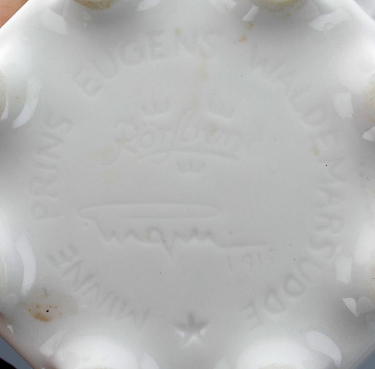 YTTERFODER, 4 st, porslin, "Waldemarssudde", formgiven av Prins Eugen.
