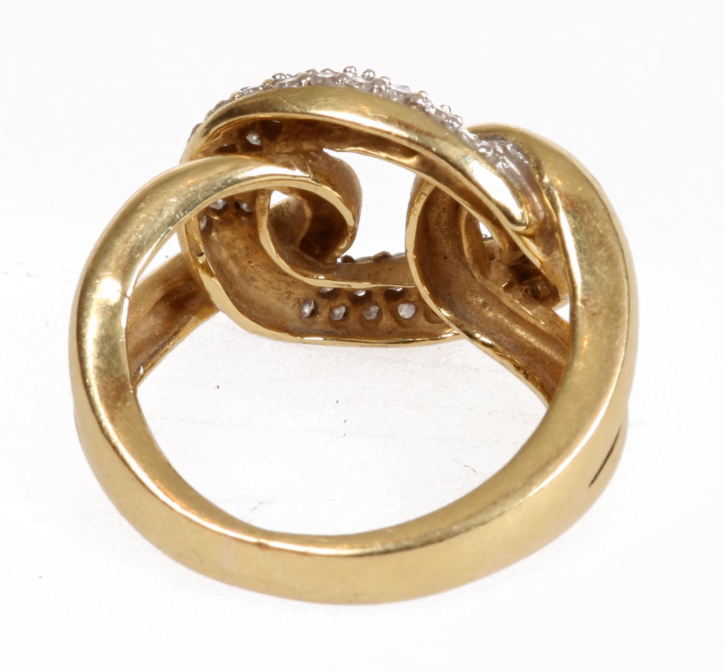 RING, 18K rödguld med småbriljanter.