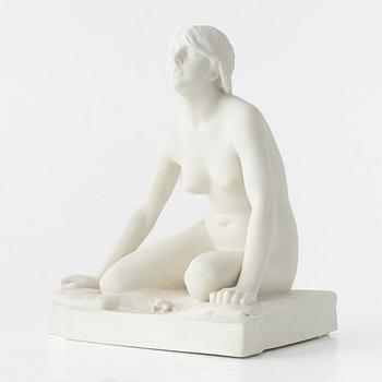 Per Hasselberg, efter, skulptur, parian, "Grodan", Gustavsberg, 1921.