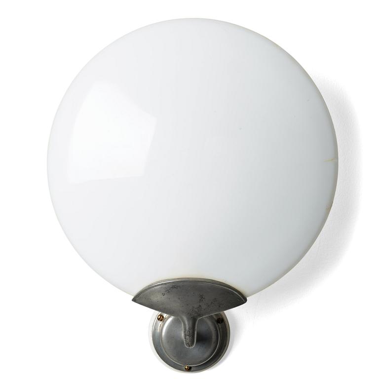 Uno Åhrén, a wall lamp for Firma Svenskt Tenn, 1929.