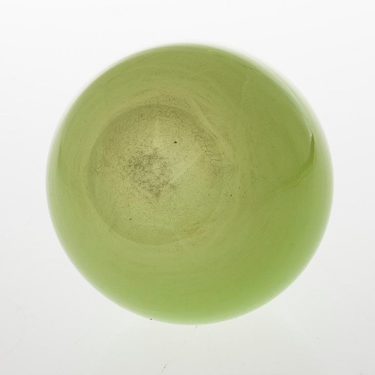 TAPIO WIRKKALA Pear 3278 art glass, signed Tapio Wirkkala Iittala.