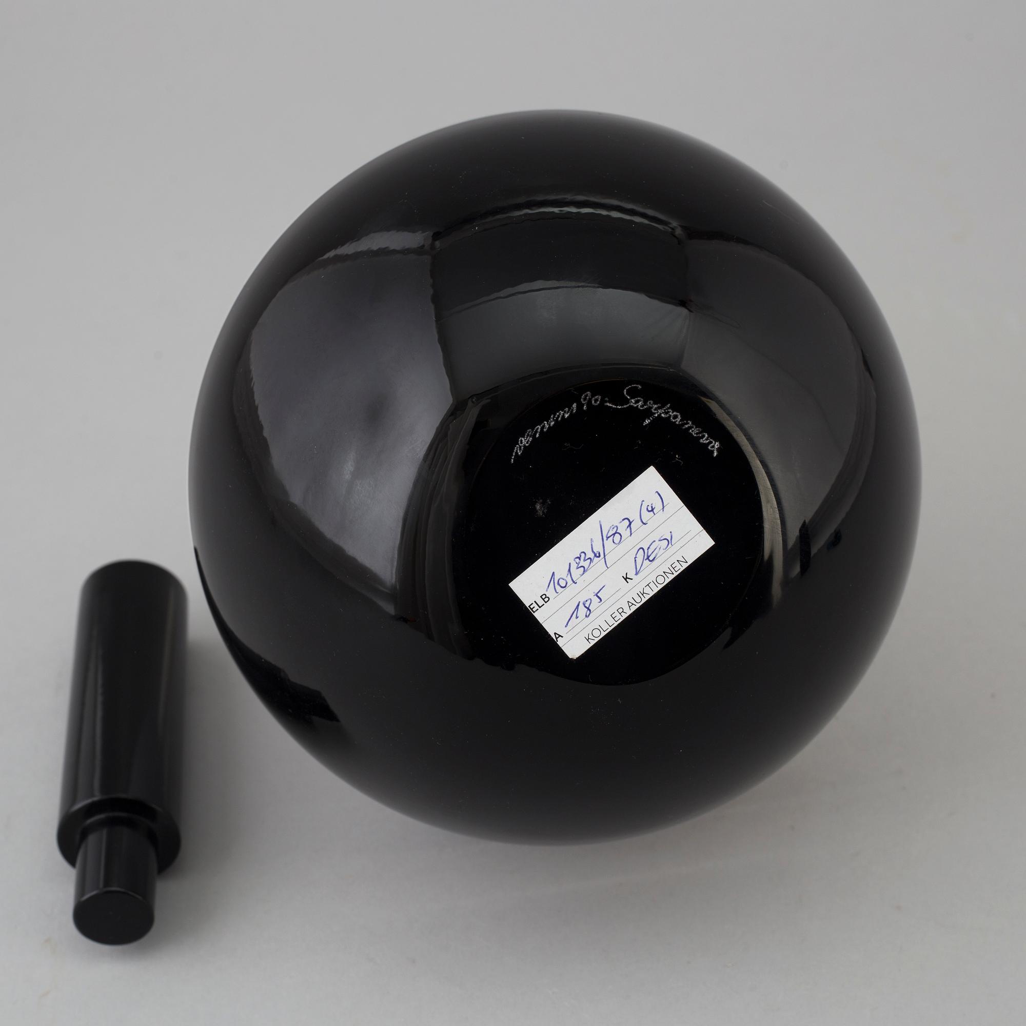 TIMO SARPANEVA, 'Vire' glass decanter, Venini Murano Italy 1990.