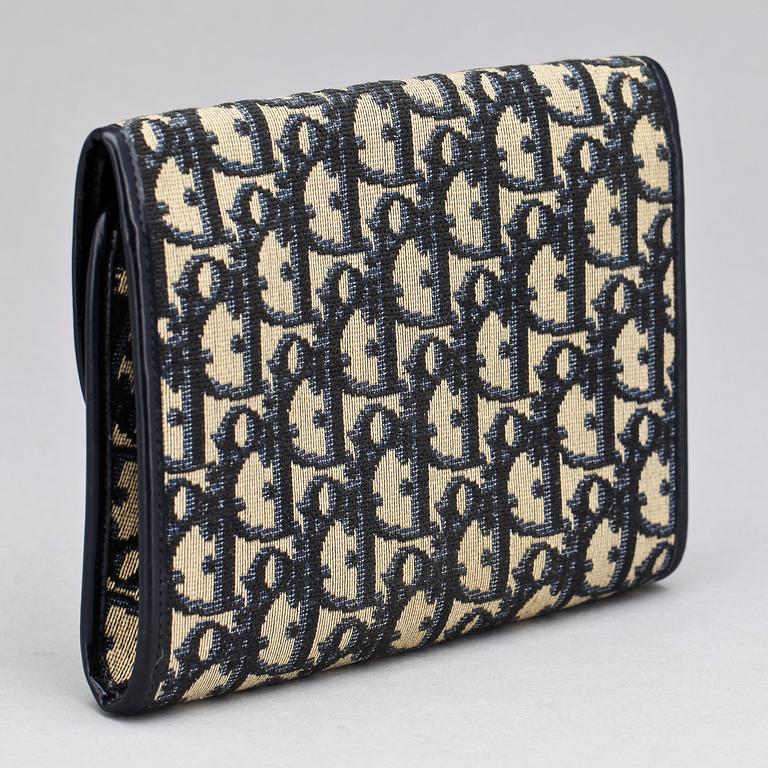 VÄSKOR /KUVERTVÄSKA, 2 st, Christian Dior, Paris.