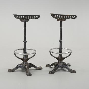 BARSTOLAR, ett par, Invicta, Frankrike, 1900-talets mitt.