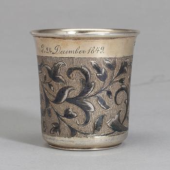 BÄGARE, förgyllt silver och niello, Ryssland, Moskva 1844, vikt 42 g.