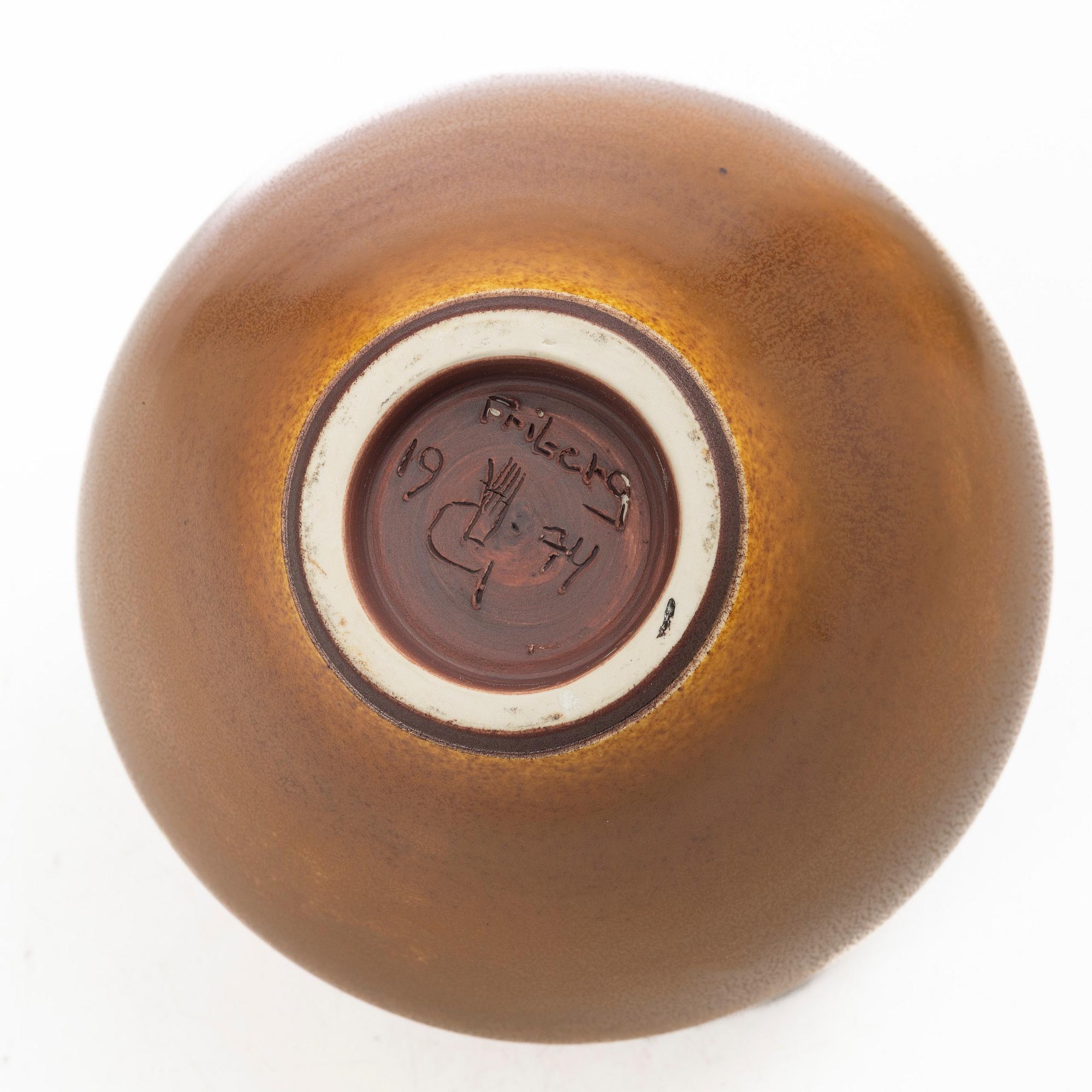 Berndt Friberg, a stoneware vase, Gustavsbergs Studio, Sweden, 1974.