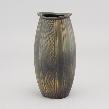 Eight pieces of stoneware, partly by Carl-Harry Stålhane, second half of the 20th century.
