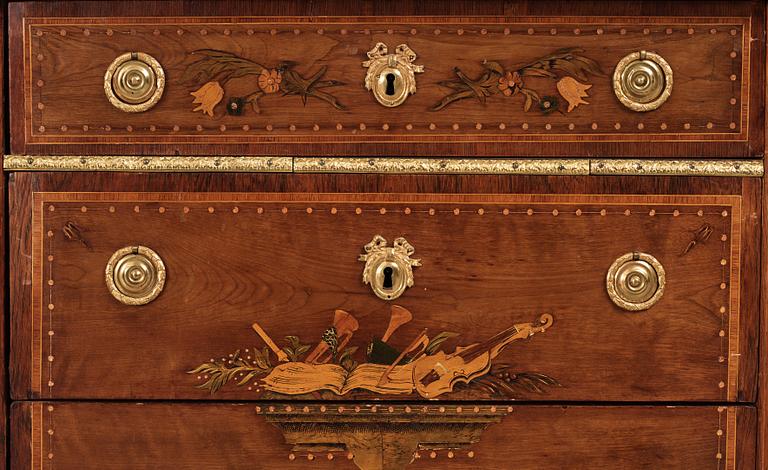 A pair of Gustavian commodes by N P Stenström.