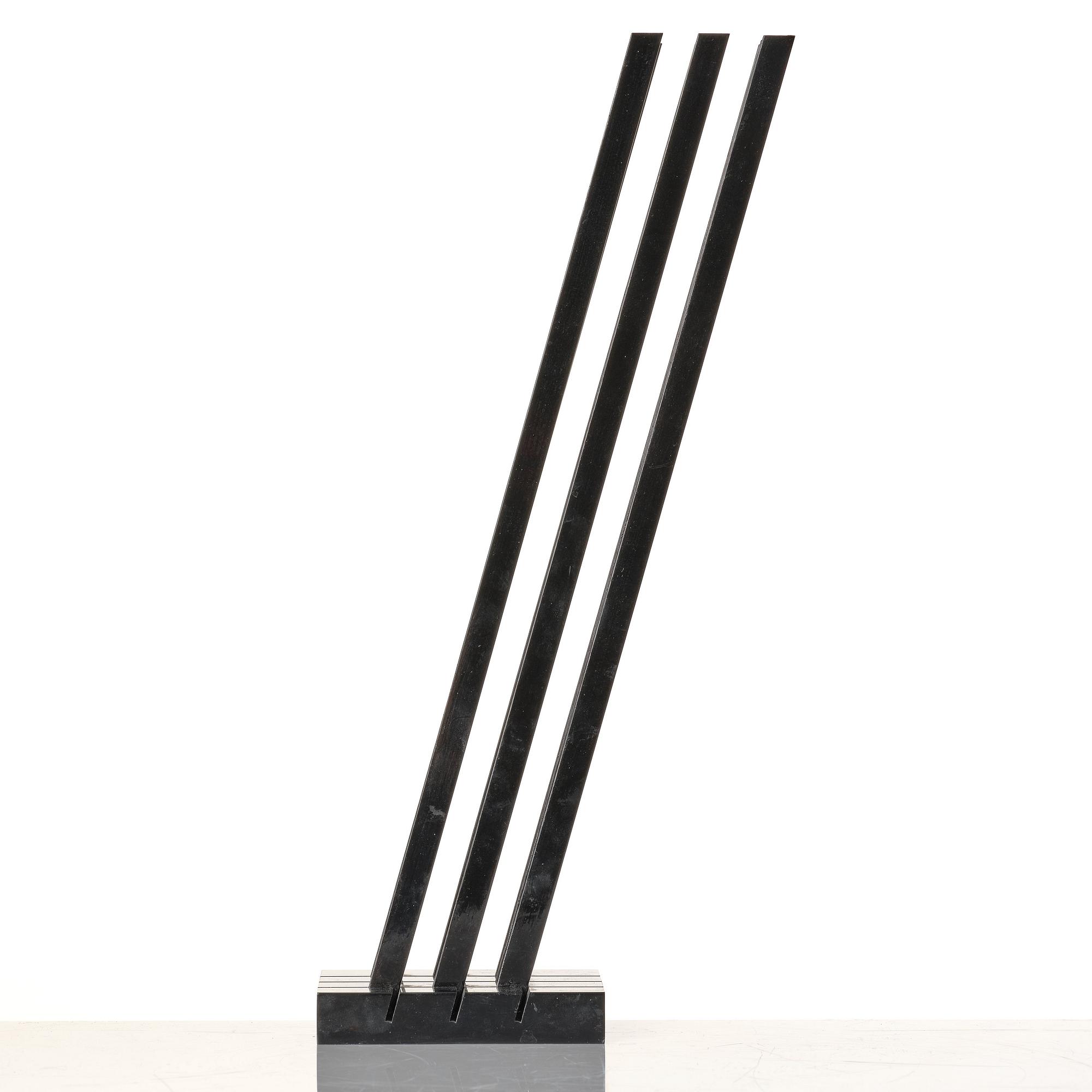 Lars-Erik Falk, "Svart modulskulptur B45".