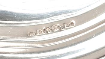 KUVERTTALLRIKAR, silver, 3 st, 1920/30-tal. Total vikt ca 1100 g.
