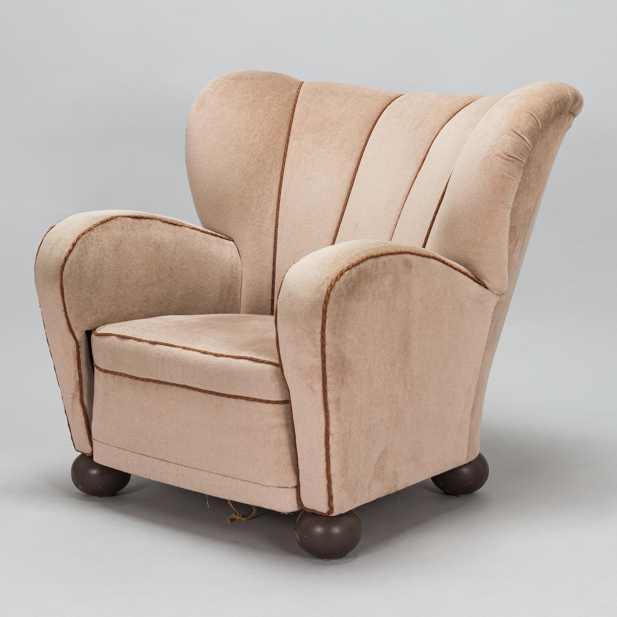 Märta Blomstedt, an 'Aulanko-model' armchair. Designed in 1939.