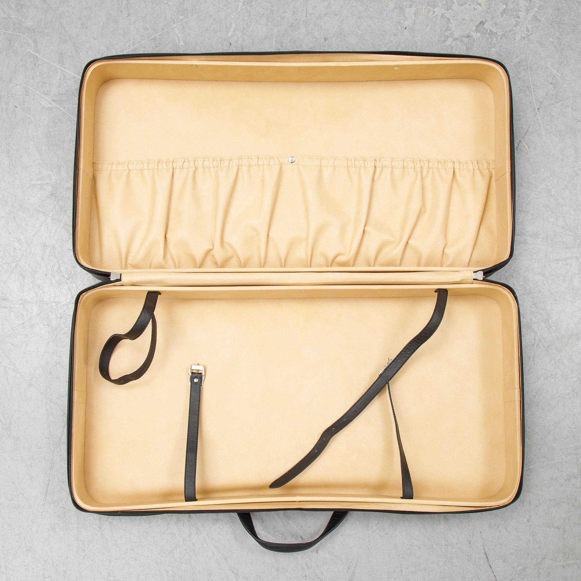 Five brack leather bags from Schedoni, Italy. For Ferrari 456.