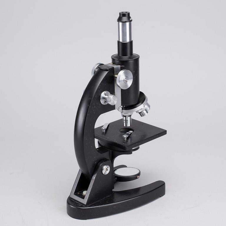 MEOPTA MICROSCOPE.