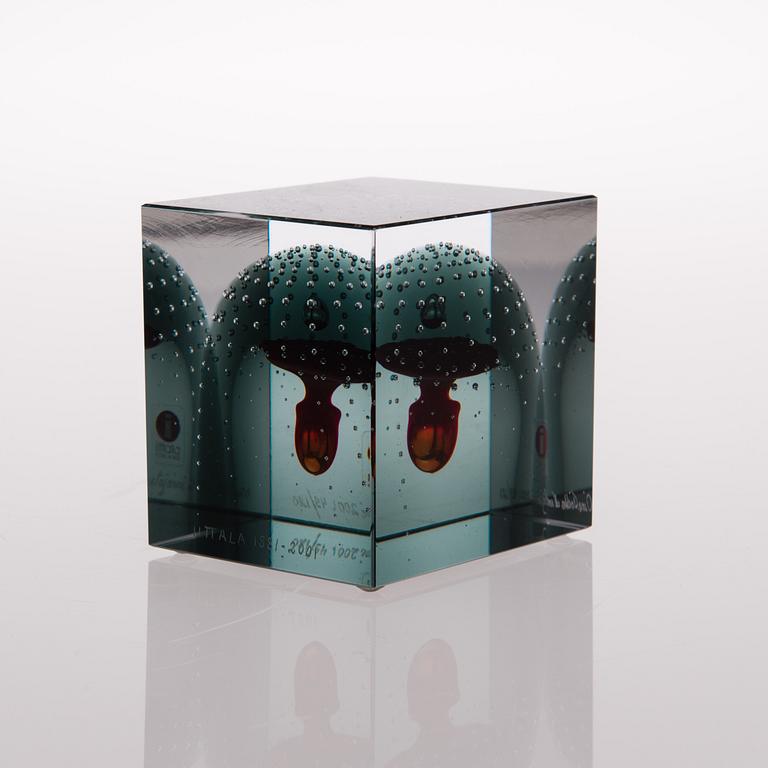 IITTALA 1881-2001 JUBILEE GLASS CUBE, signed Oiva Toikka, Nuutajärvi 2001 49/120.