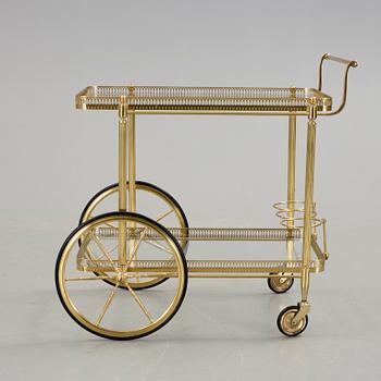 SERVERINGSVAGN, 1900-talets slut.