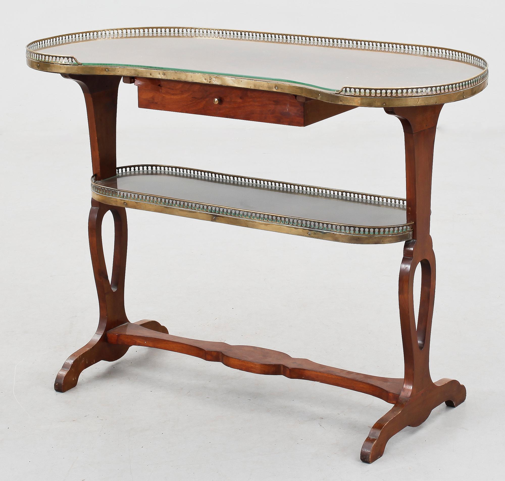 BORD, Louis XVI-stil, 1900-tal.