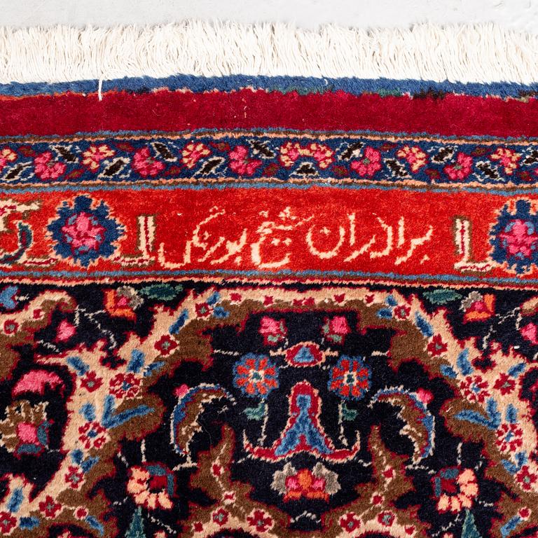 A carpet, Mashad, ca 393 x 293,5 cm.